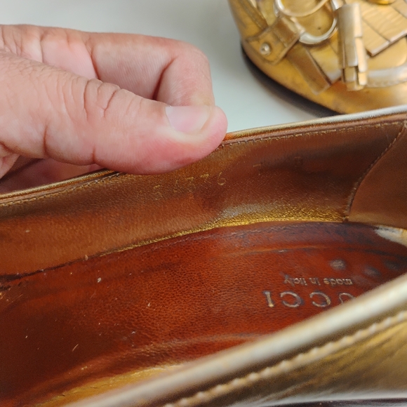 Gucci metallic horsebit heels size 7B - Picture 12 of 16